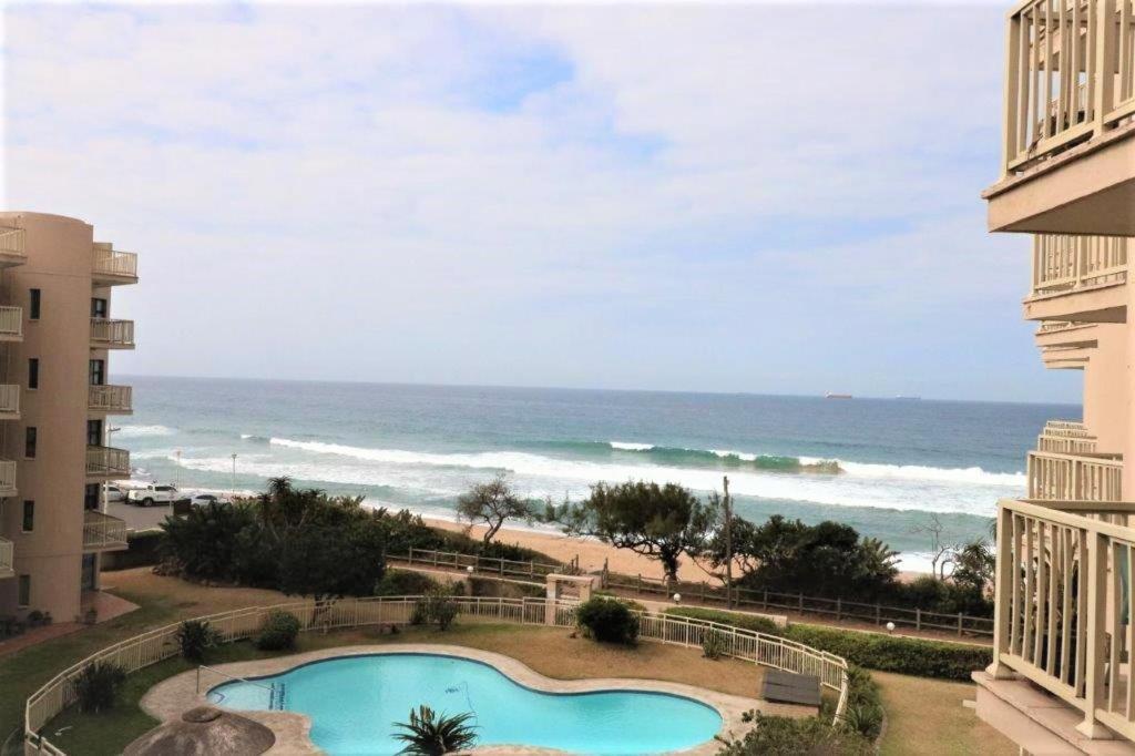 The Lookout Triplex At Umdloti