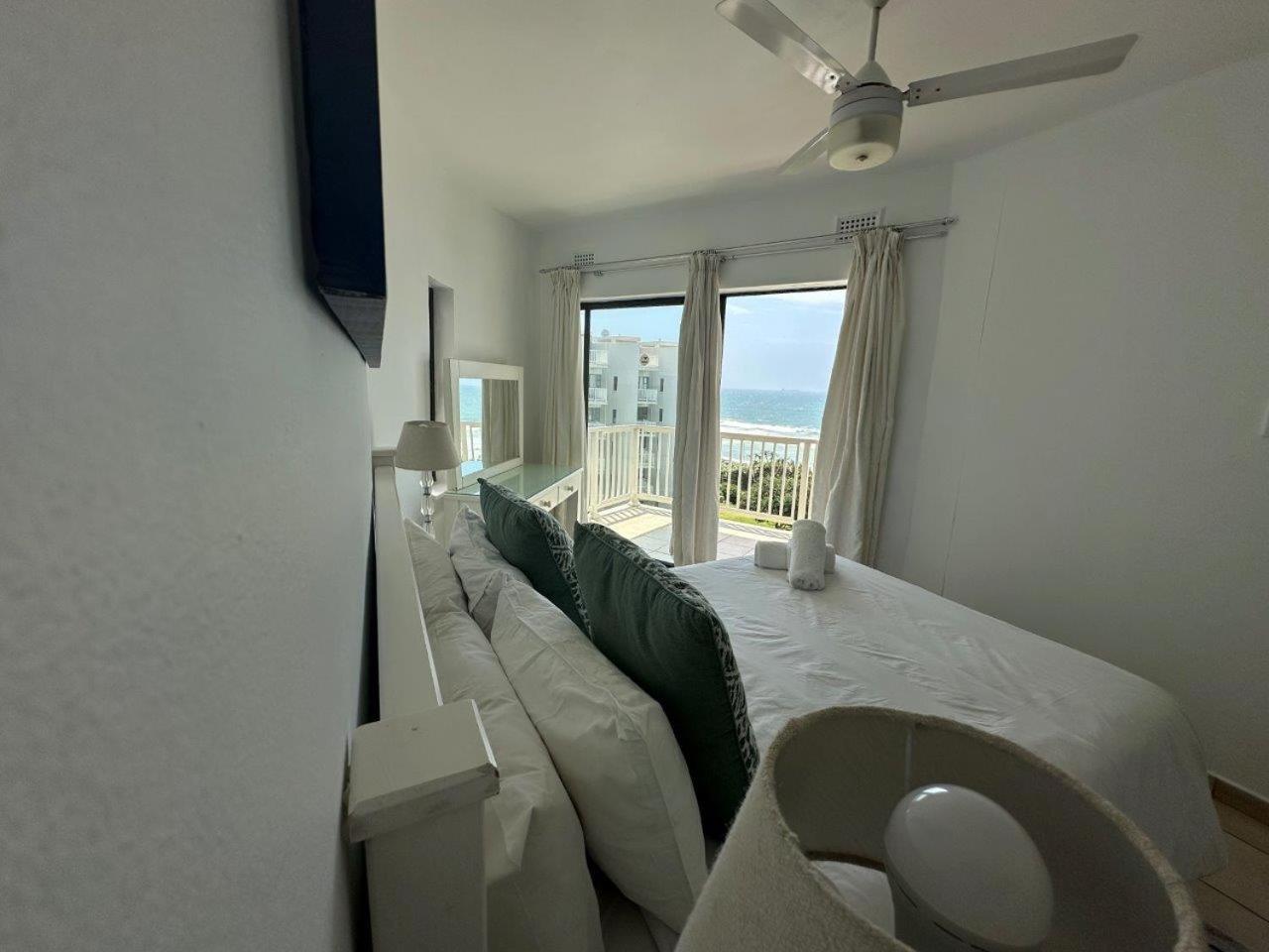 Apartment The Lookout Triplex At Umdloti